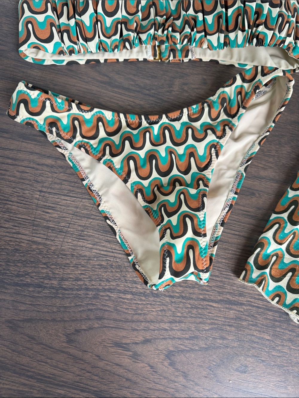 Full set Montce Groovy Retro Wave Print Bikini Set in Turquoise, Brown & Cream - Picture 6 of 14
